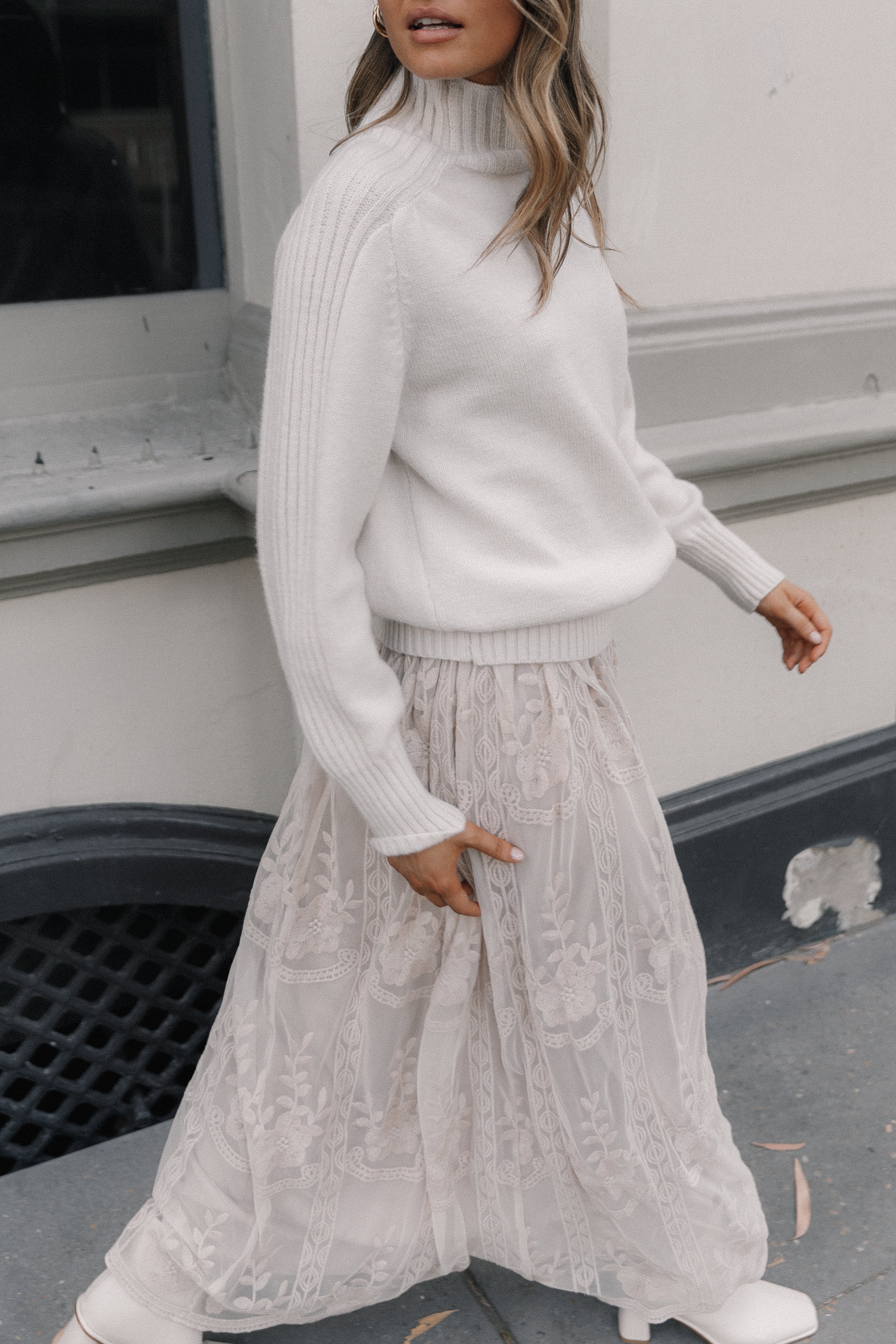 Cersi Knit Sweater - Cream